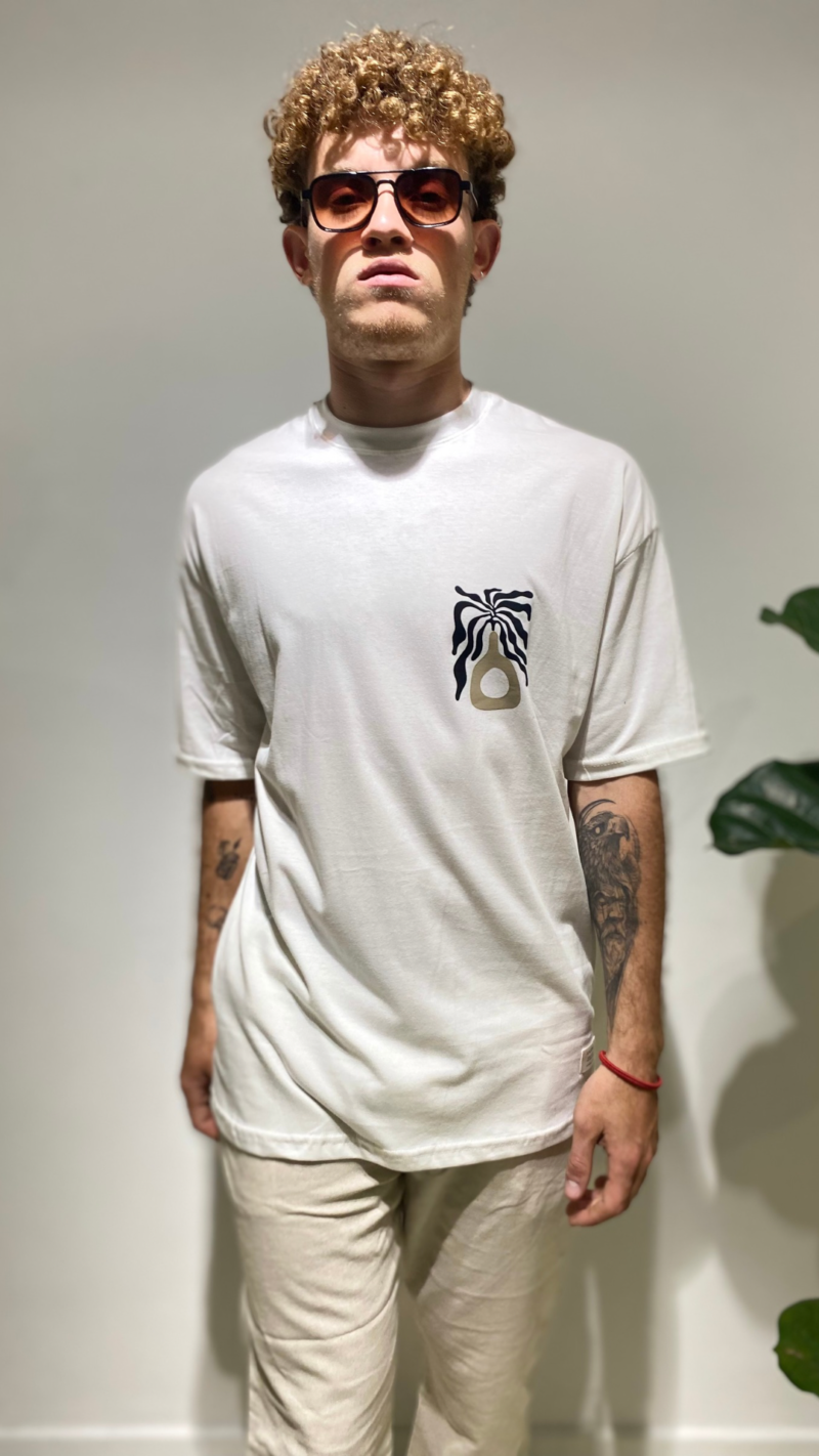 REMERA SUPER OVER BOTÁNICO - Image 3