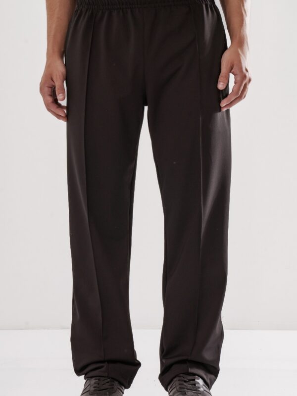 JOGGING ESTILO SASTRERO CON FRIZA NEGRO