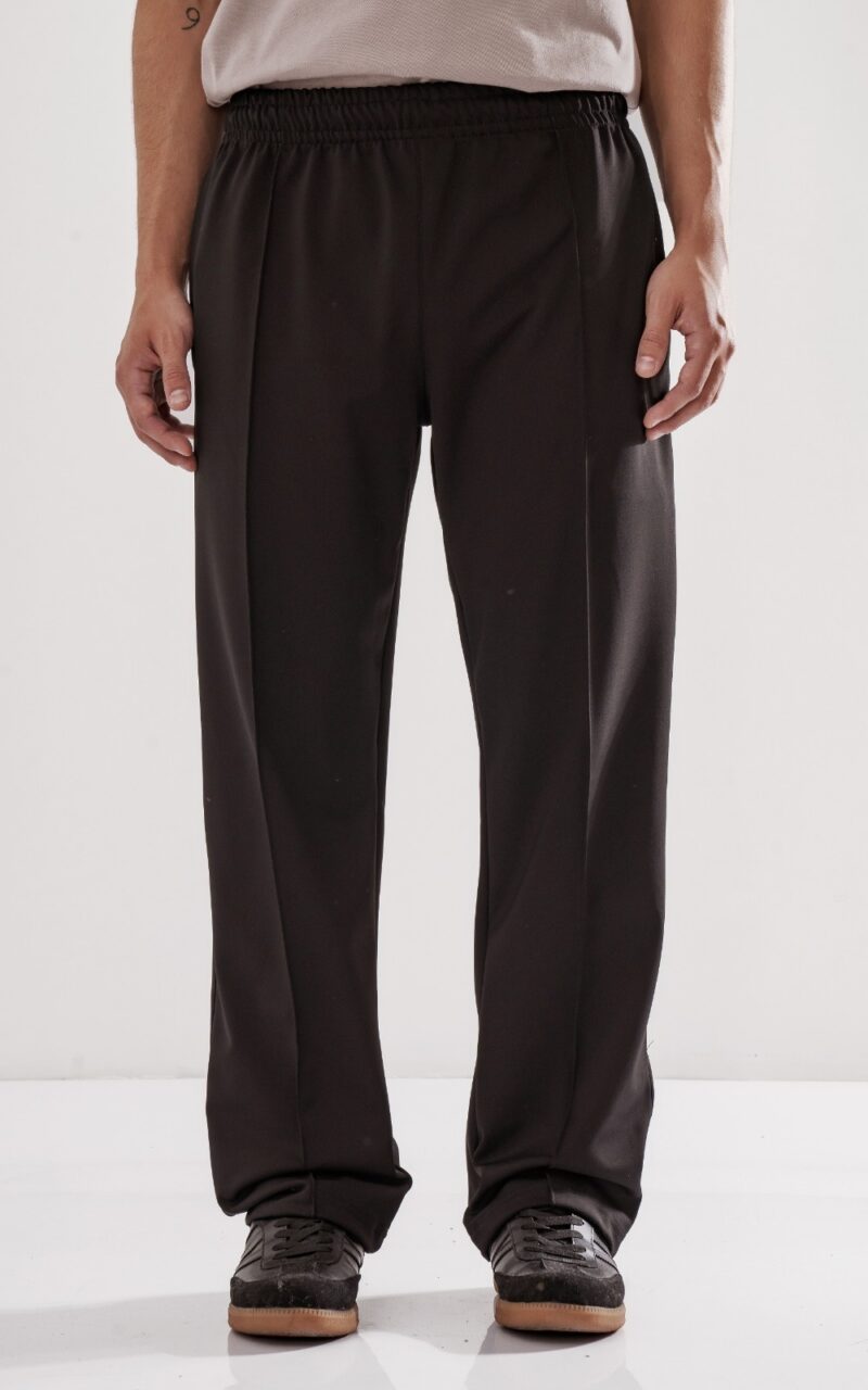 JOGGING ESTILO SASTRERO CON FRIZA NEGRO
