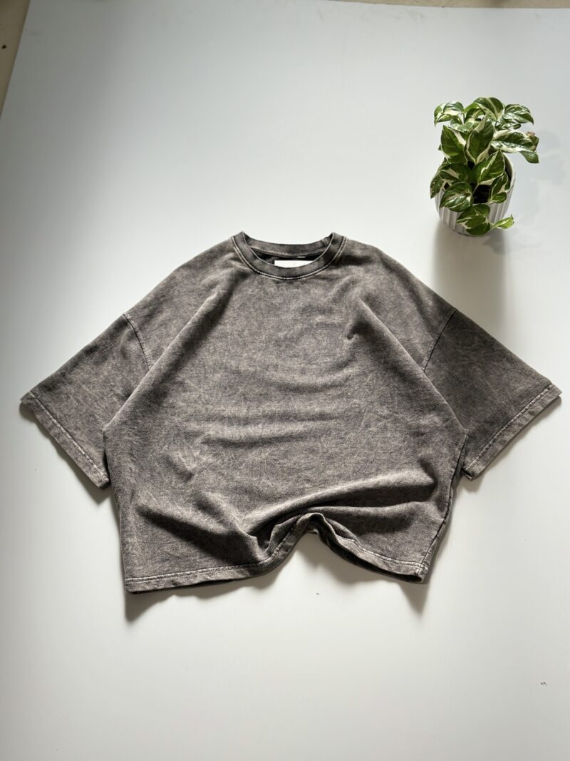 REMERA BOXY OVER CHIPRE GRIS