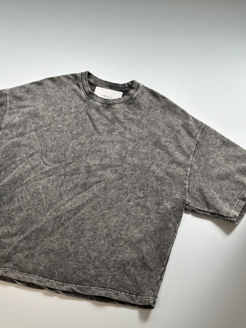 REMERA BOXY OVER CHIPRE GRIS - Image 4