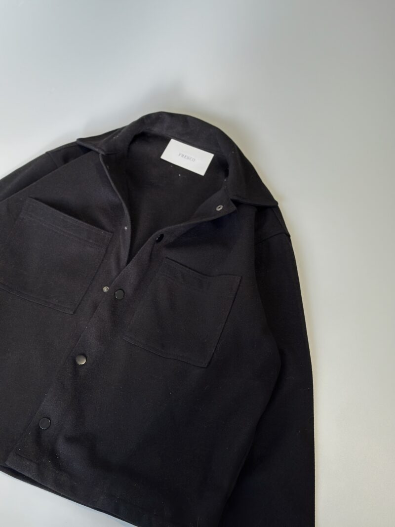 CAMISACO BOXY DE PAÑO NEGRO - Image 3