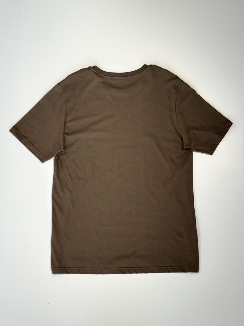 BASIC BROWN TEE - Image 5