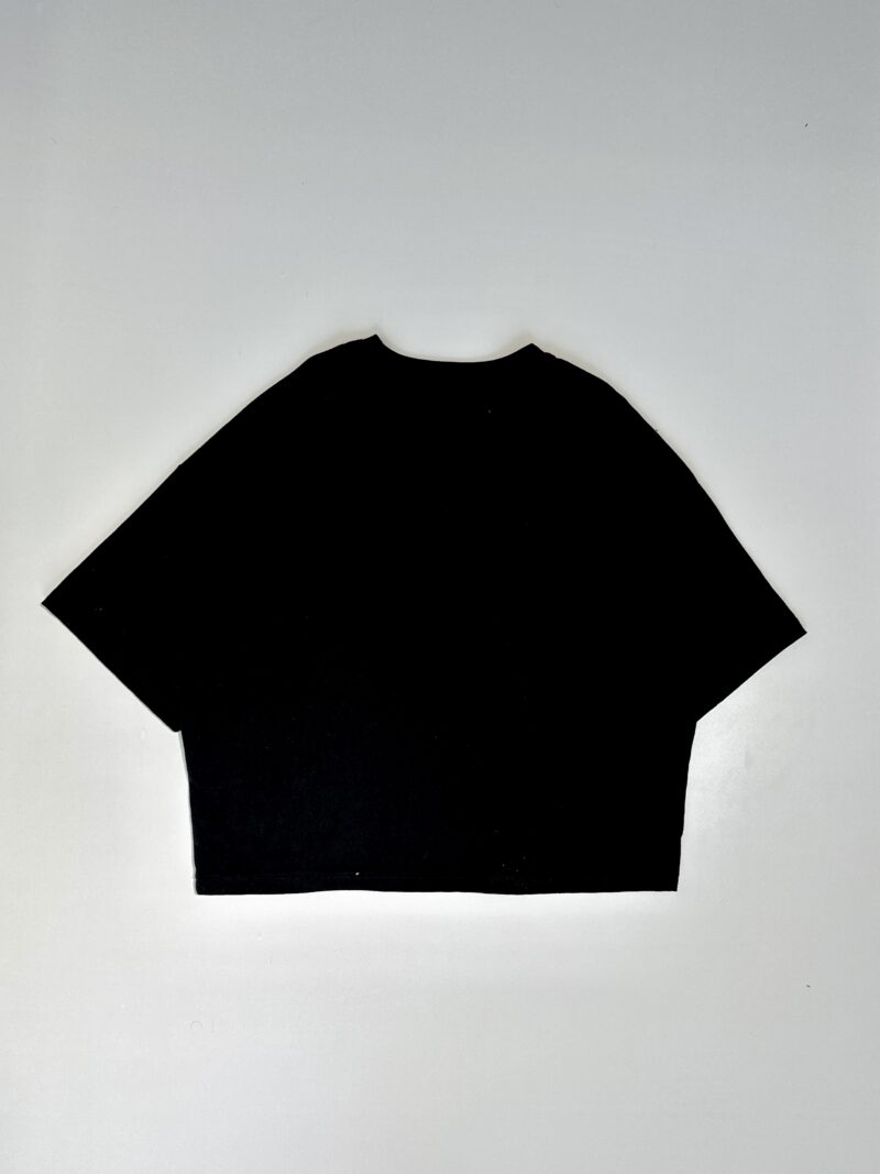 REMERA BOXY SUN ROOM NEGRA - Image 4