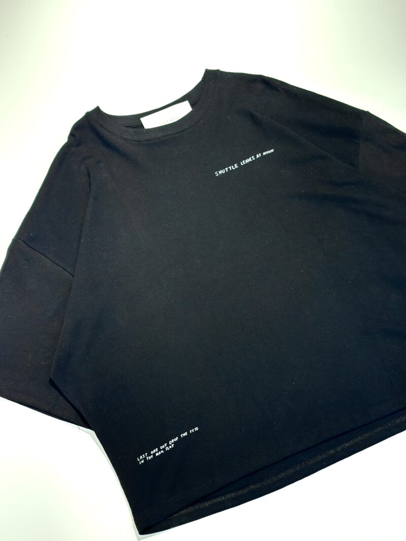 REMERA BOXY ABANDON SHIP - Image 2